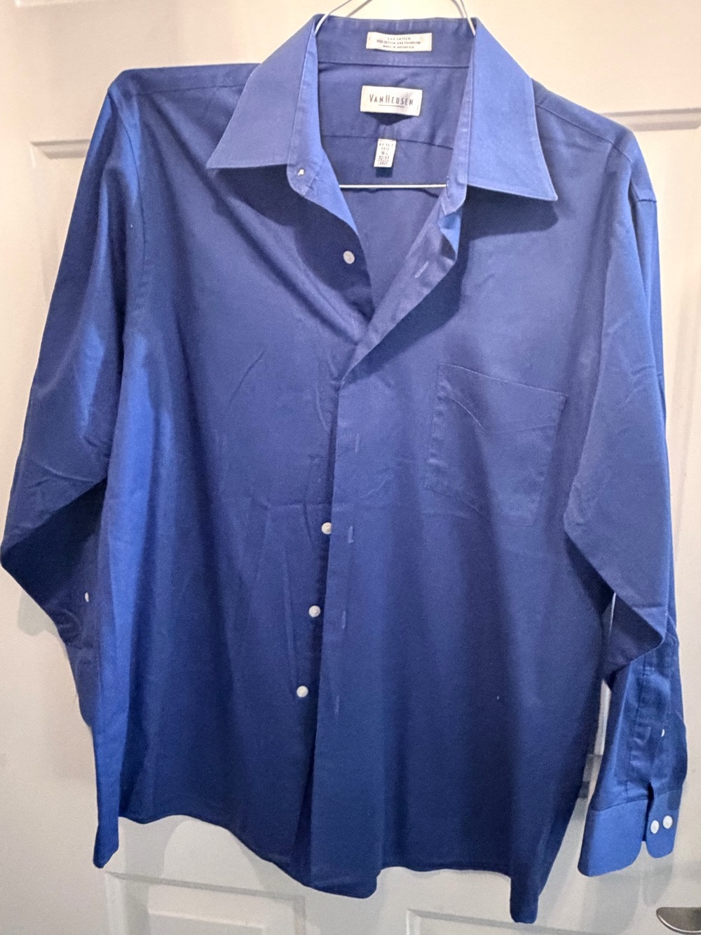Van Heusen Men's Royal Blue Long-Sleeve Dress Shirt